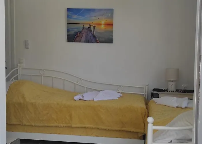 Blue Port - Sifnos Faros